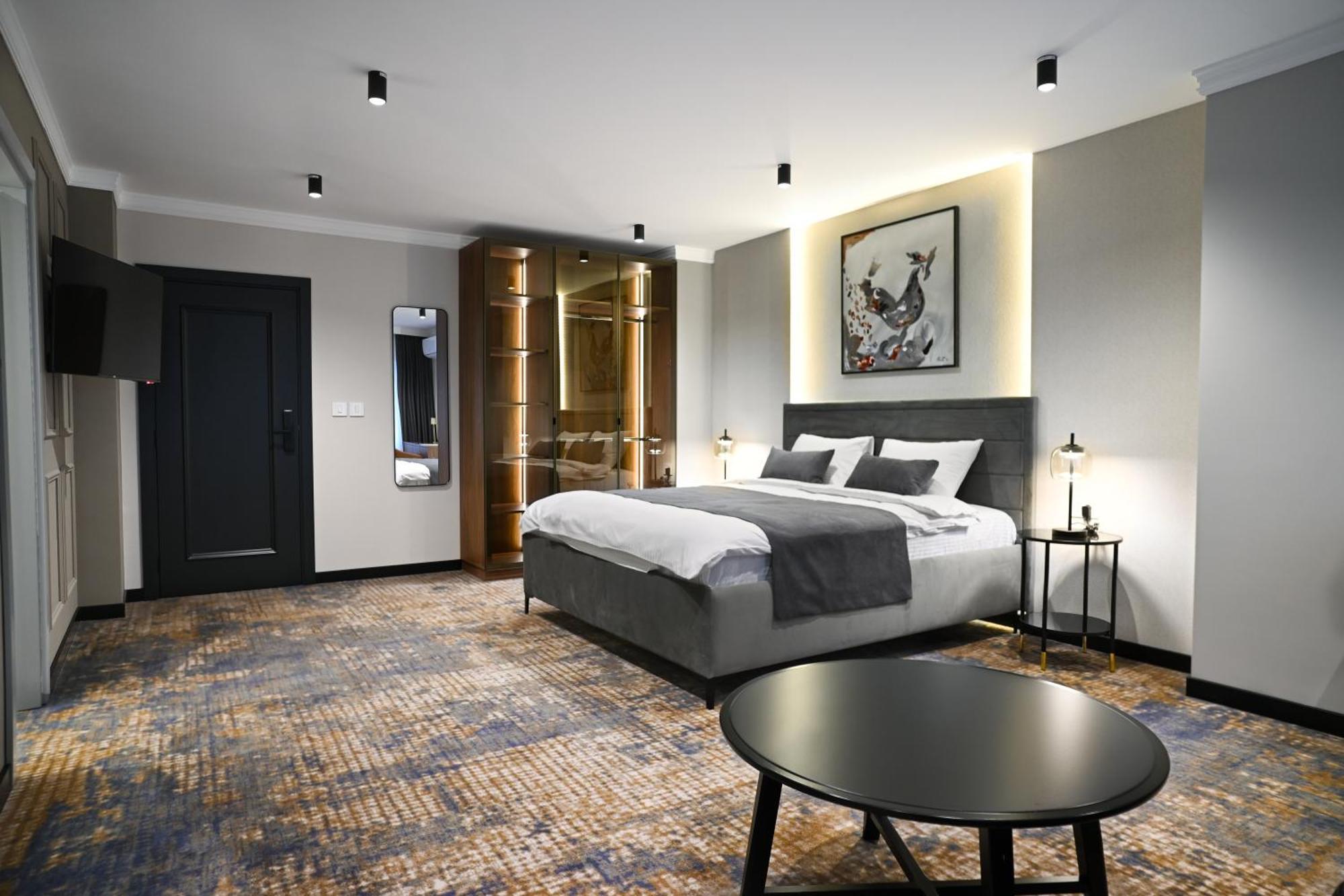 Black Gallo Residences Belgrad Exteriör bild
